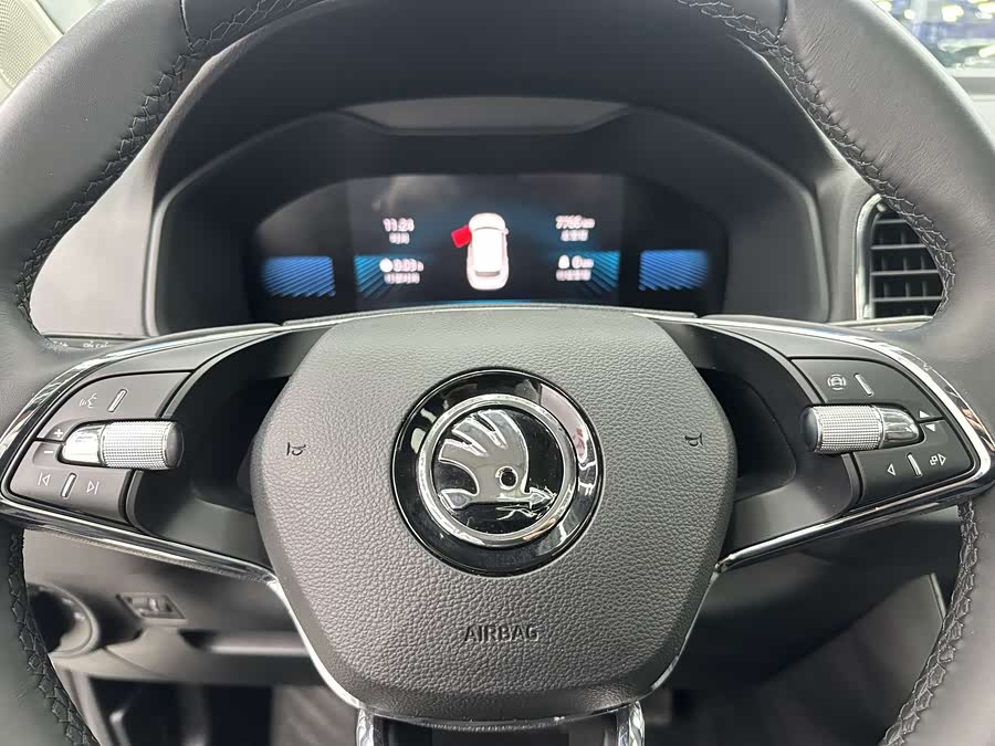 Skoda Karoq 2022 изображение автомобиля #14