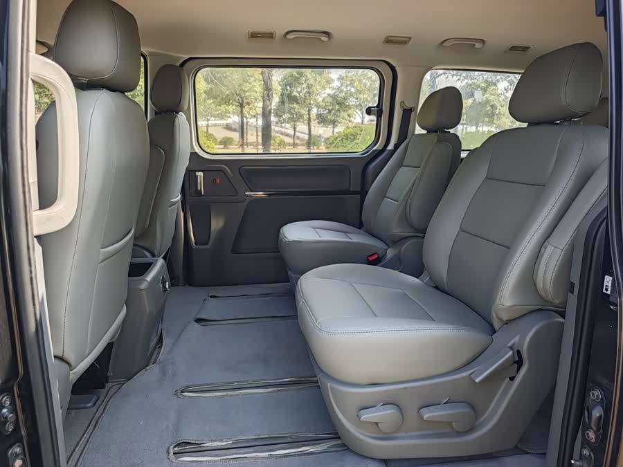 Forthing CM7 2015 immagine di auto #14