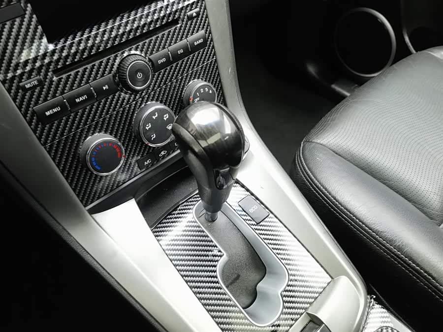 Chevrolet Captiva 2014 car image #14