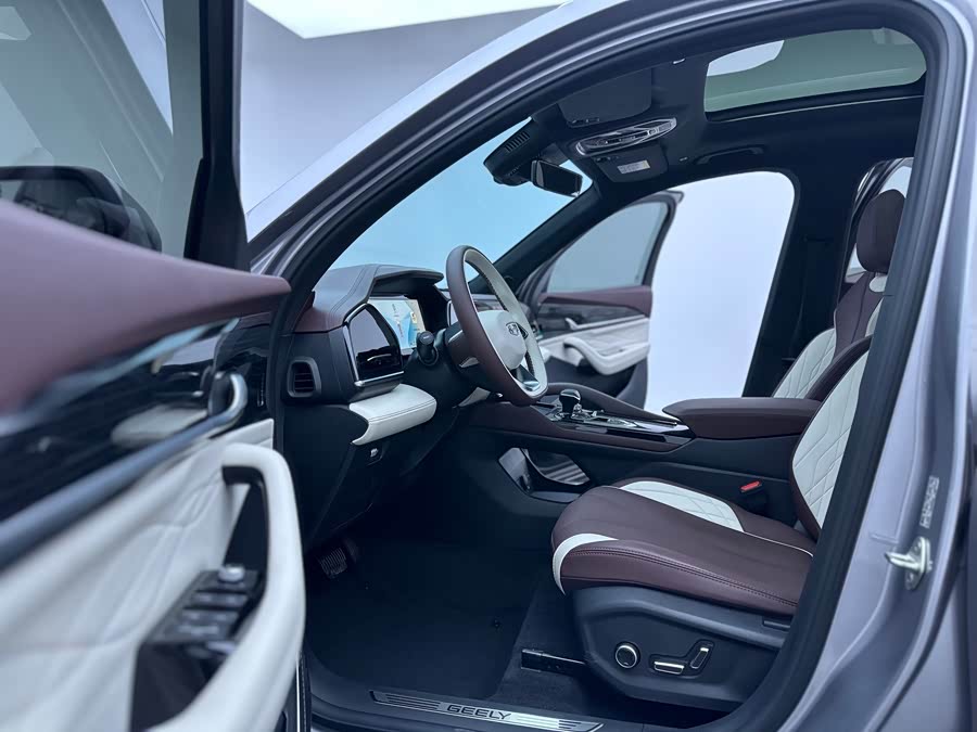 GEELY Monjaro 2024 car image #14