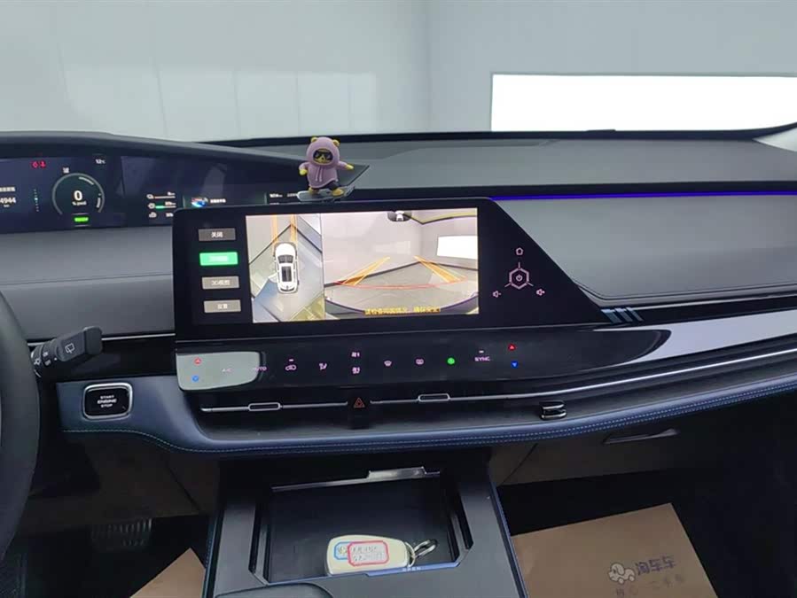Changan UNI-K iDD 2022 car image #14