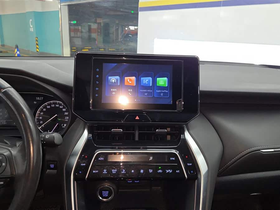 Toyota Harrier 2022 immagine di auto #14