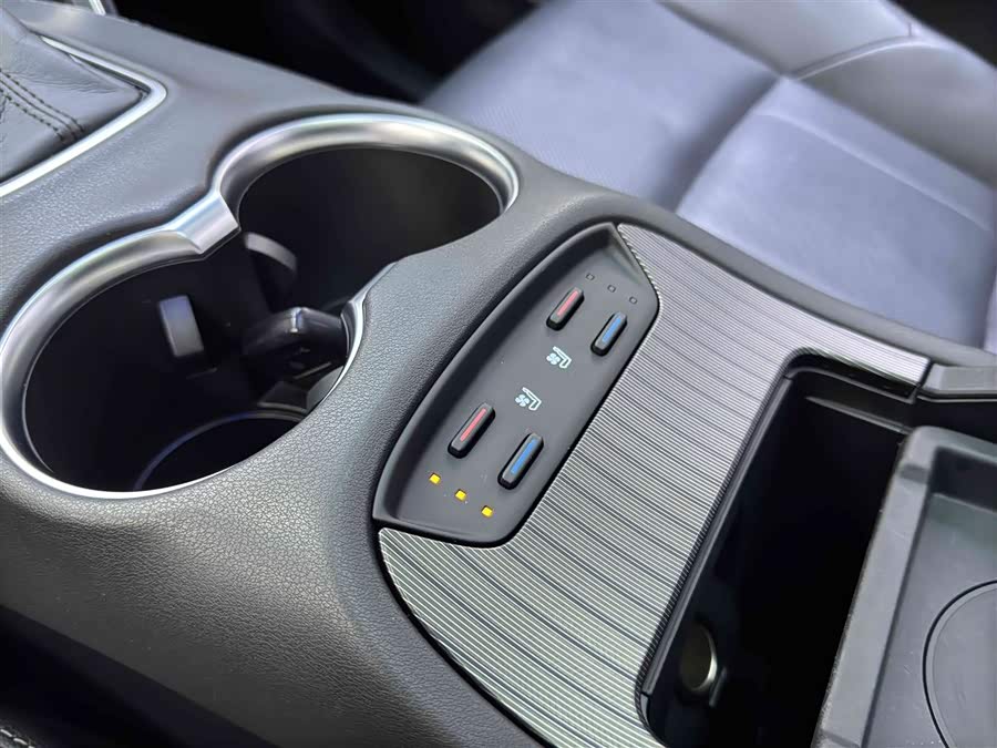 Toyota Harrier 2022 immagine di auto #14