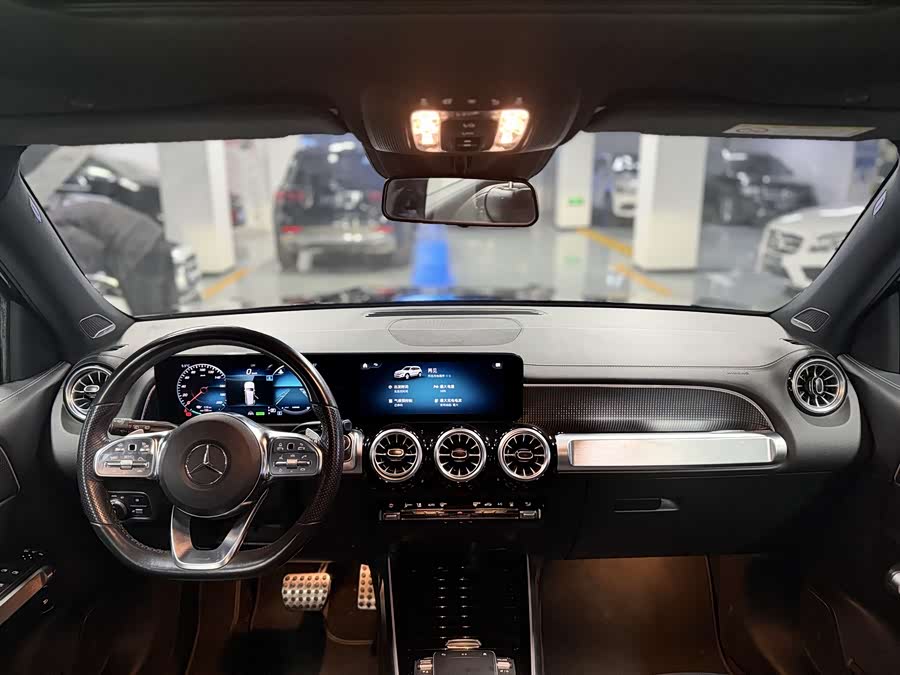 Mercedes-Benz 2022 car image #14