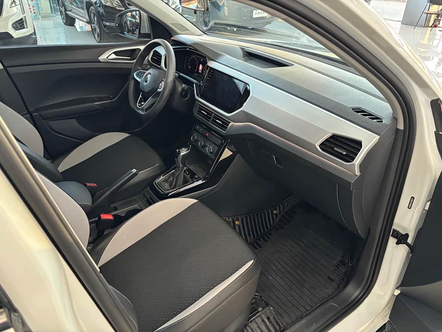 Volkswagen Tacqua 2022 car image #14