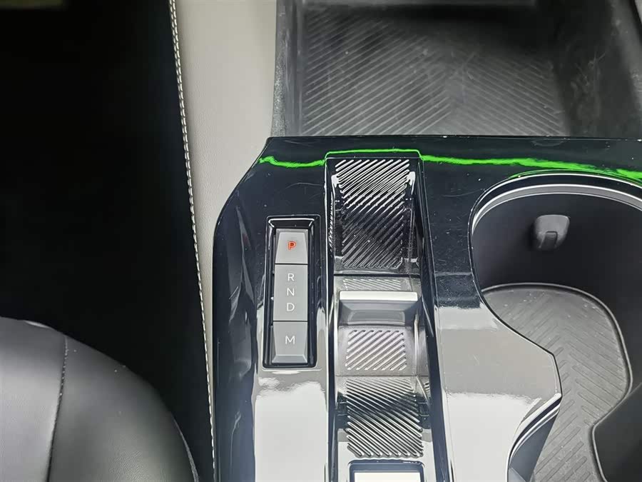 Citroen C5 X 2023 car image #14