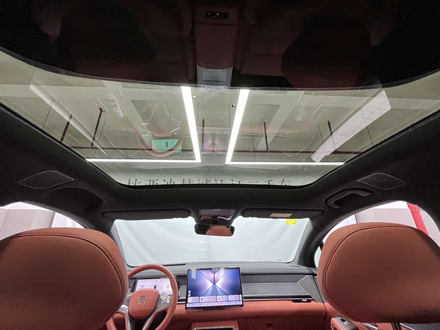 BYD Tang L 2025 car image #14