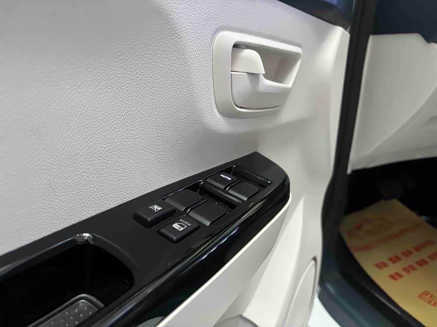 SWM斯威汽车 SWM斯威大虎EDi 2025 汽车图片 #14