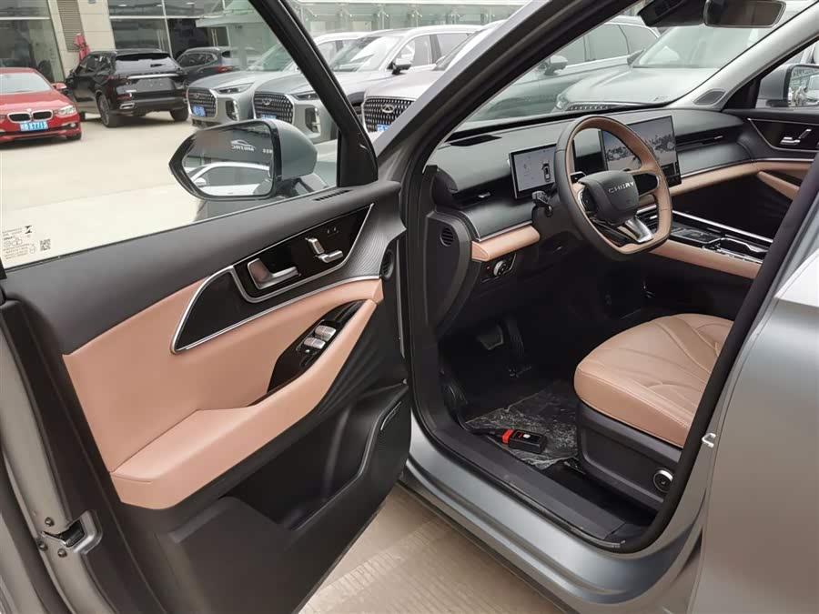 Chery Tiggo8L 2024 car image #14