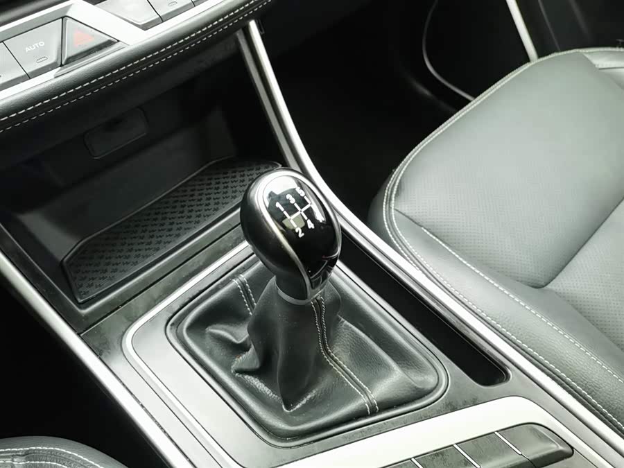 GEELY Vision X6 2018 car image #14