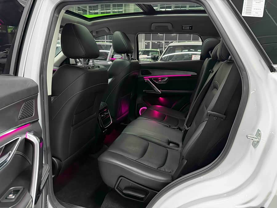 Jetour X70 PLUS 2022 car image #14