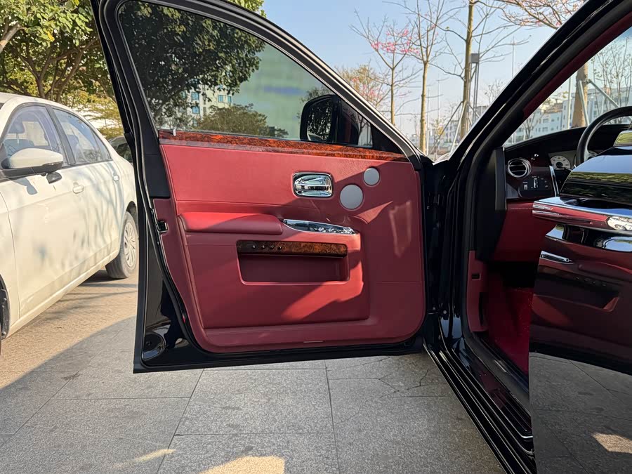 Rolls-Royce Ghost 2013 car image #14