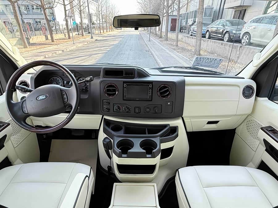 Ford E350 2015 #14 Ford E350 2015 car image #14