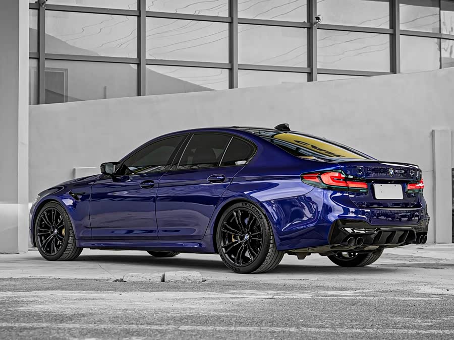 BMW M5 2020 car image #14