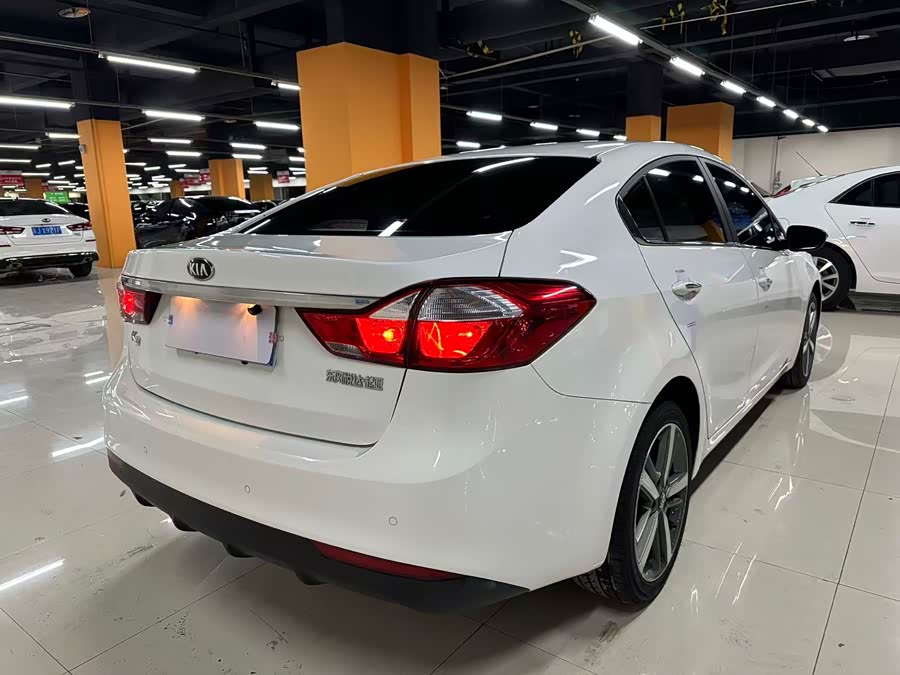 起亚 嘉华 2025 汽车图片 #14