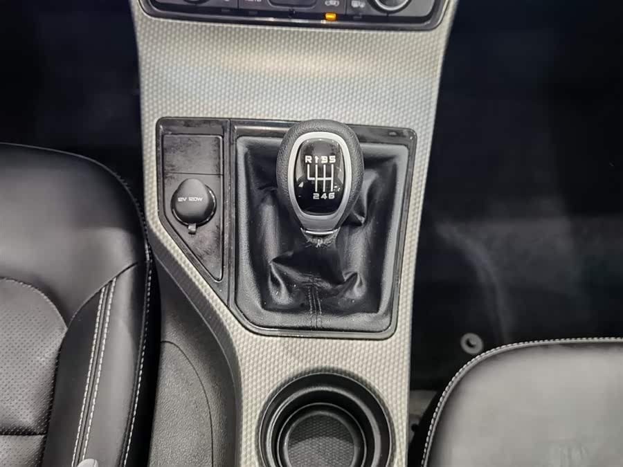 GEELY 2018 car image #14