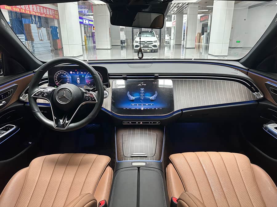 Mercedes-Benz E Class 2024 car image #14