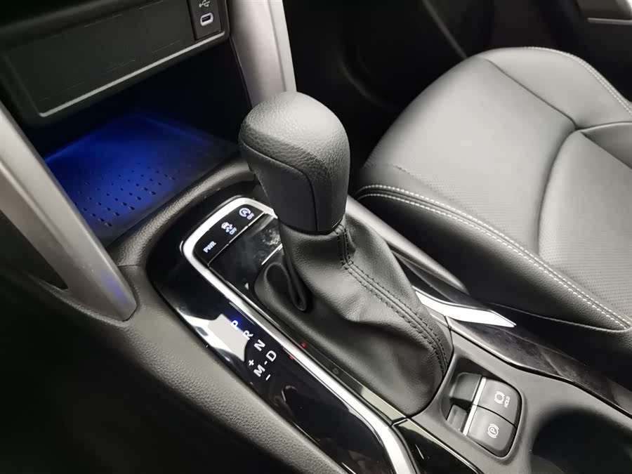 Toyota Frontlander 2024 car image #14