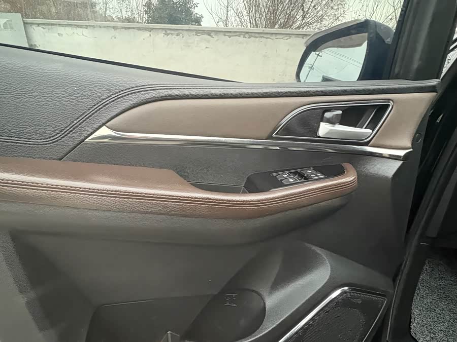 Forthing M7 2021 صورة سيارة #14