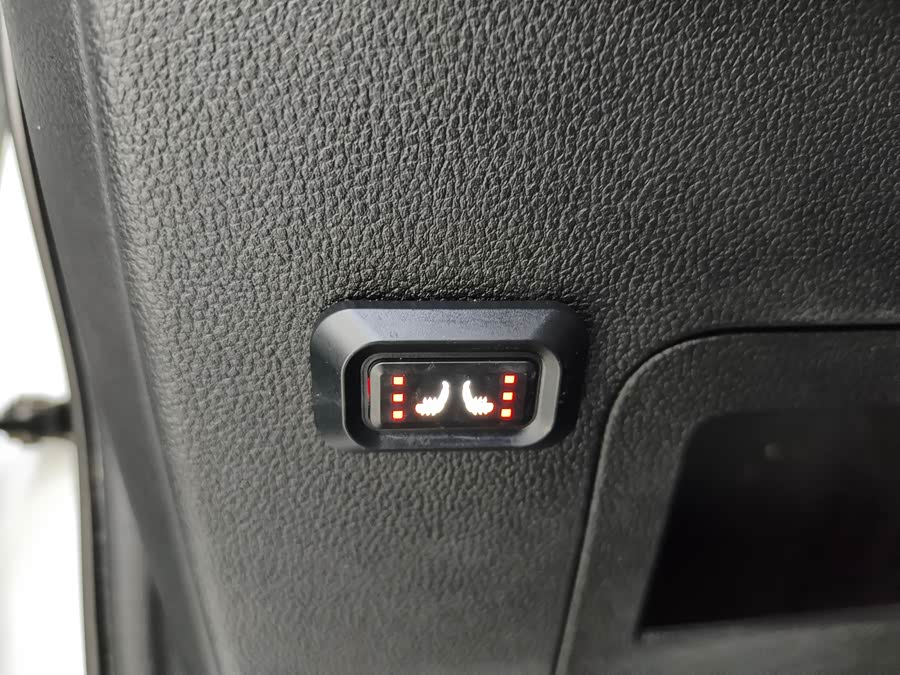 Haval M6 2022 #14 Haval M6 2022 car image #14