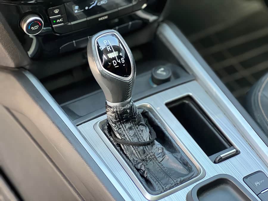 GEELY Vision X6 2018 car image #14