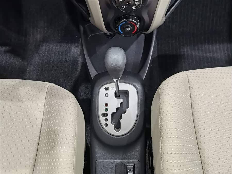 领航员 2013 汽车图片 #14