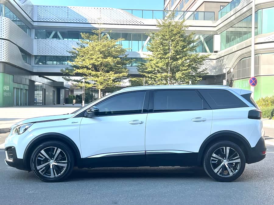 Peugeot 5008 2017 #14 Peugeot 5008 2017 car image #14