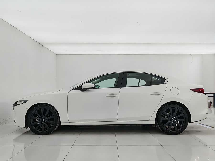 Mazda 3 Axela 2020 immagine di auto #14