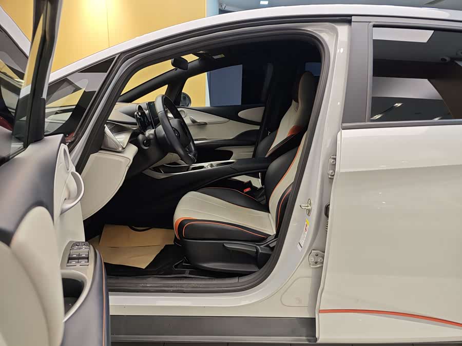 BYD Dolphin 2022 car image #14