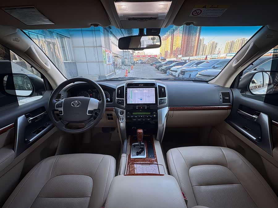 Toyota Land Cruiser 2014 car image #14