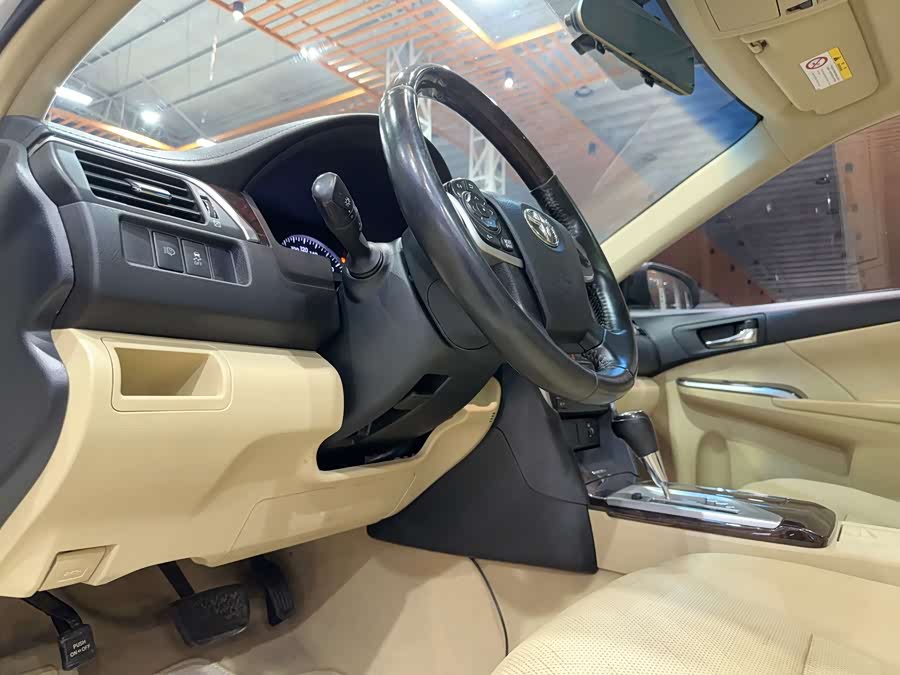 Toyota Camry 2015 #14 Toyota Camry 2015 car image #14