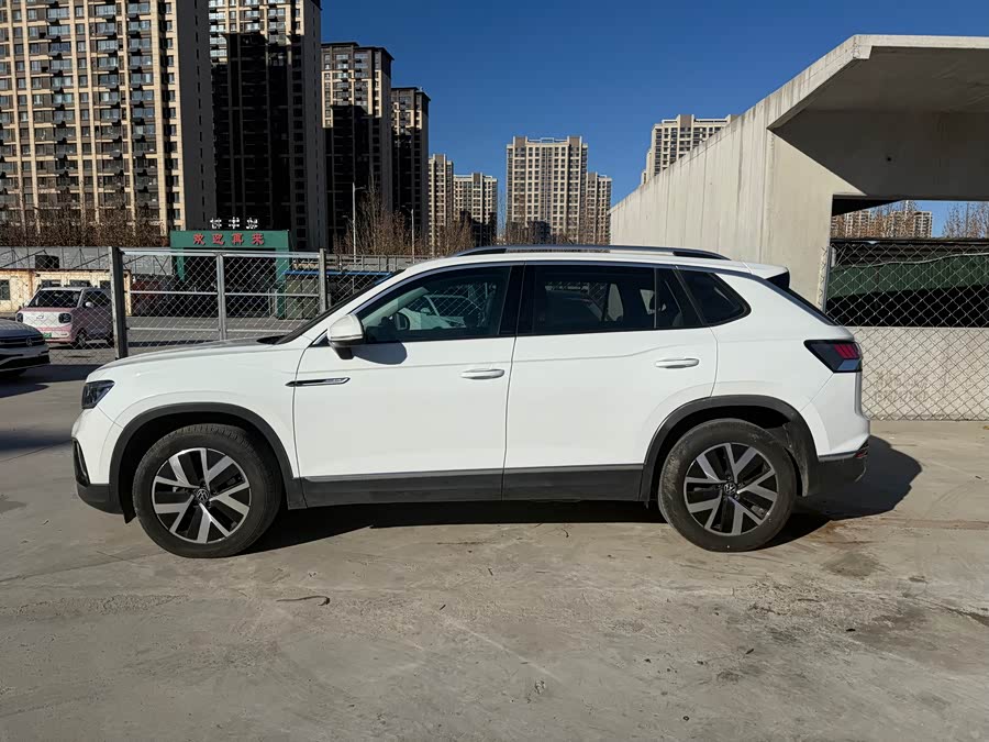 Volkswagen Tayron 2023 car image #14