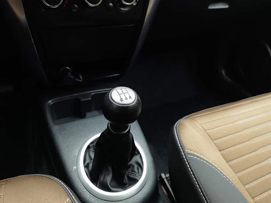 铃木 天语 SX4 2017 汽车图片 #14