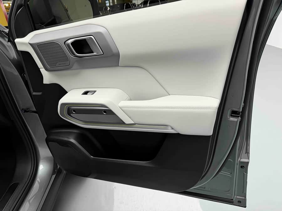 FangChengBao Tiger 3 2025 car image #14