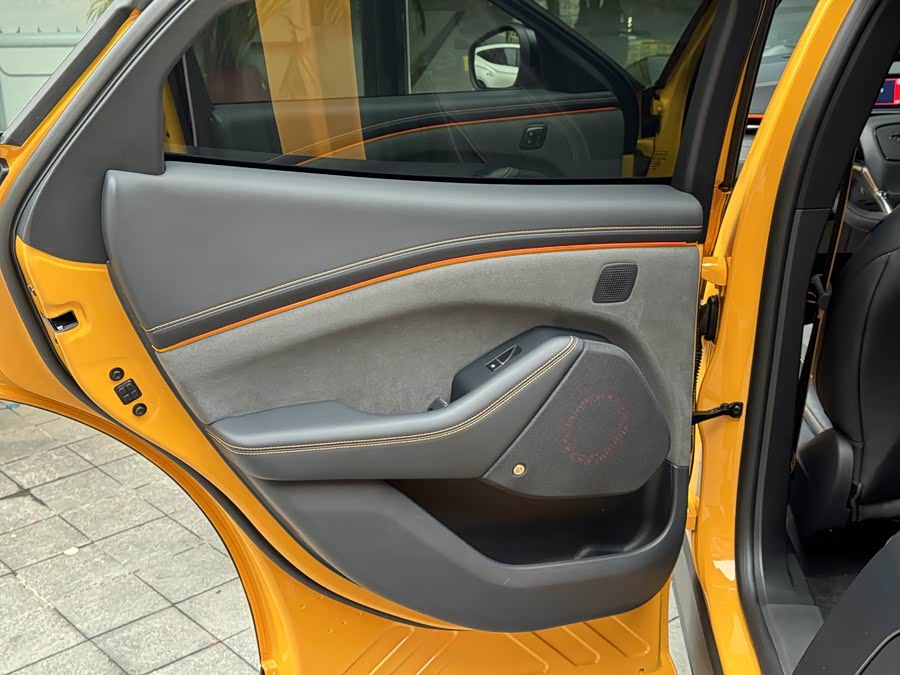 Ford Mustang Mach-E 2024 #14 Ford Mustang Mach-E 2024 صورة سيارة #14