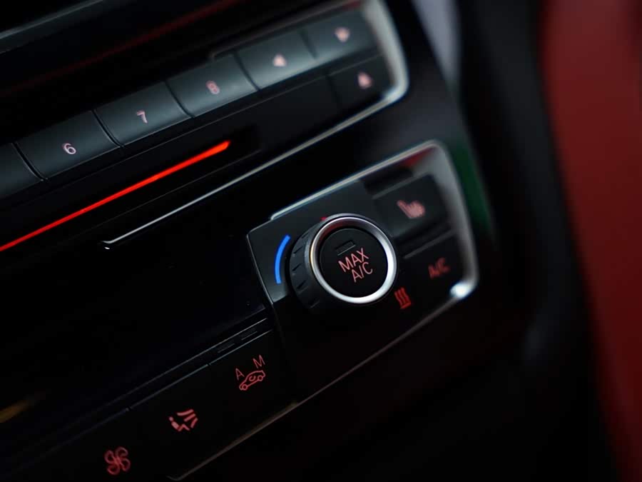 BMW M4 2019 car image #14