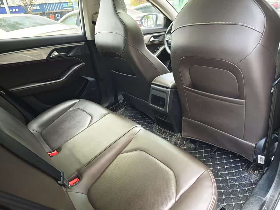 JAC 2020 #14 JAC 2020 immagine di auto #14