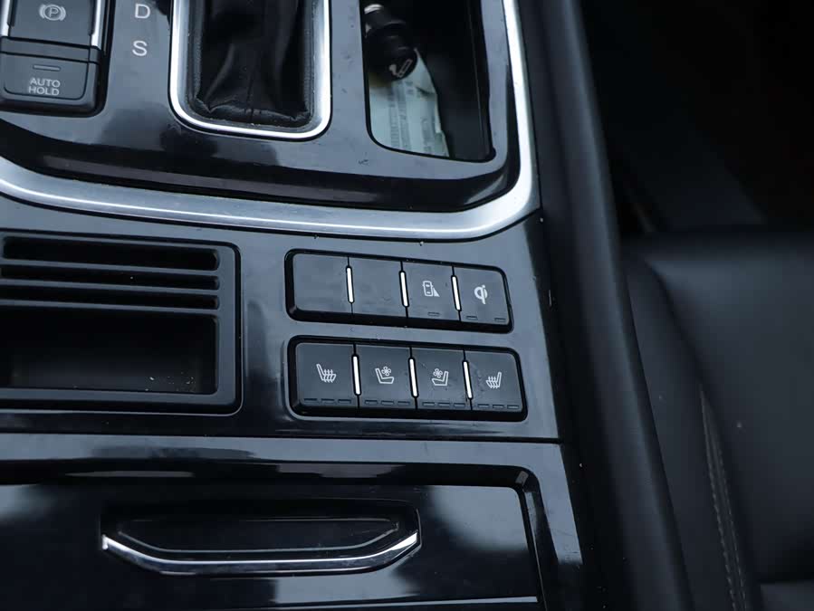 GAC Trumpchi GS8 2017 #14 GAC Trumpchi GS8 2017 car image #14