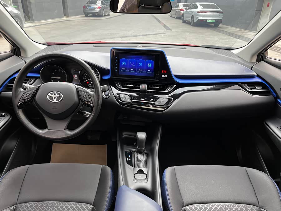 Toyota C-HR 2021 #14 Toyota C-HR 2021 immagine di auto #14