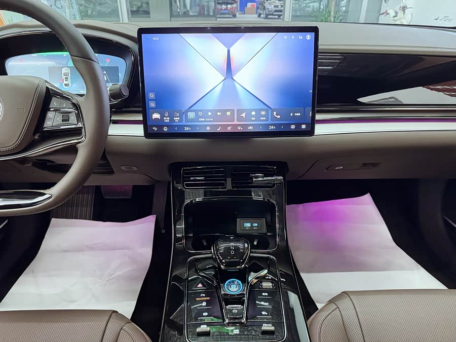 BYD Han 2024 car image #14