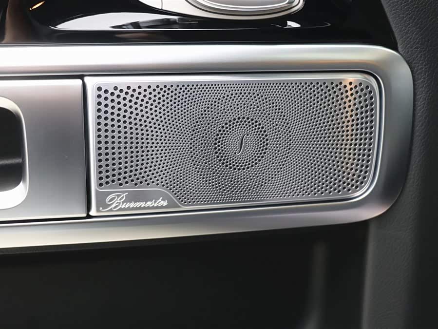 Mercedes-Benz 2025 car image #14
