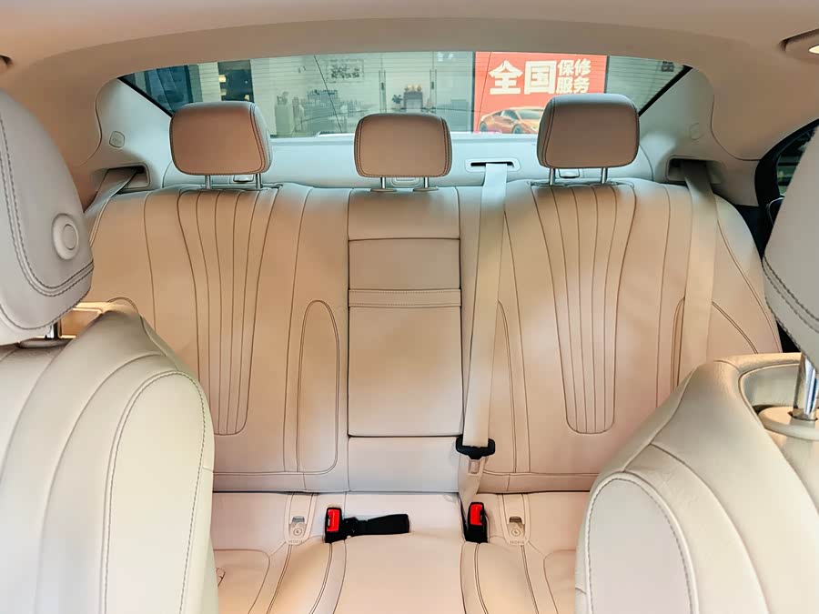 Mercedes-Benz CLS Class 2018 car image #14