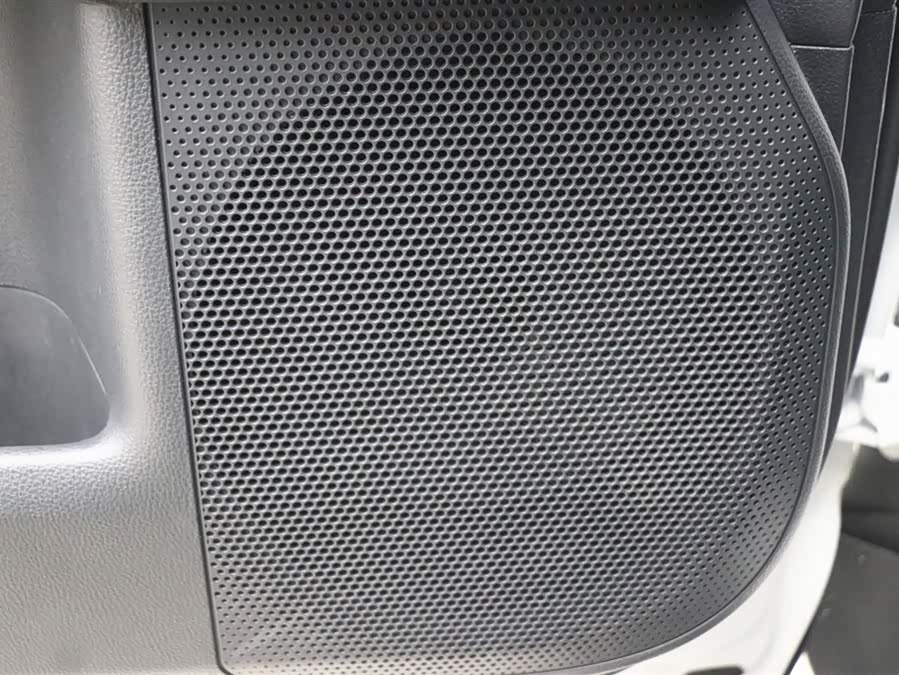 Toyota Land Cruiser Prado 2025 car image #14
