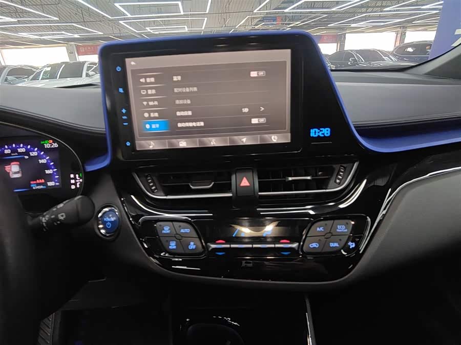 Toyota C-HR EV 2021 immagine di auto #14