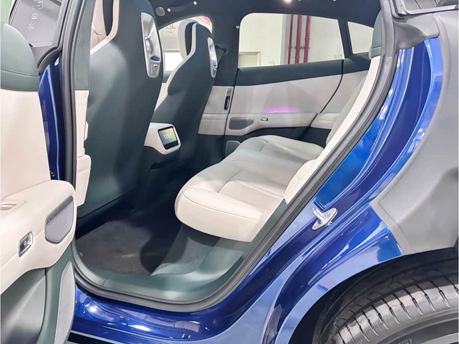 MI YU7 2025 car image #14