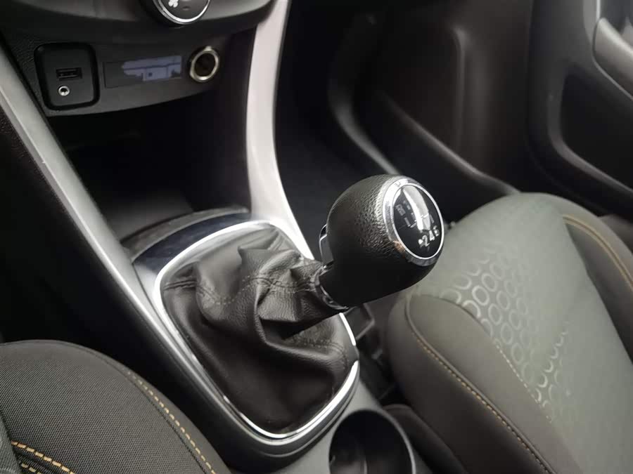 Chevrolet Tracker 2017 car image #14