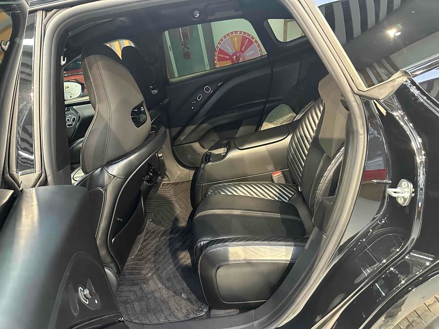 Avatr 11 2023 car image #14