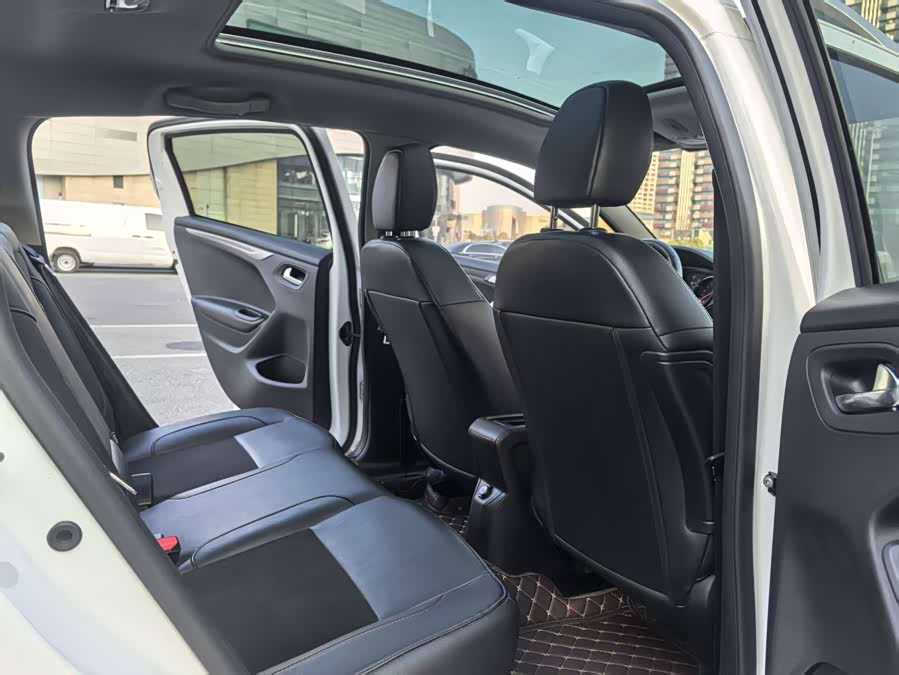 Citroen C3-XR 2017 car image #14