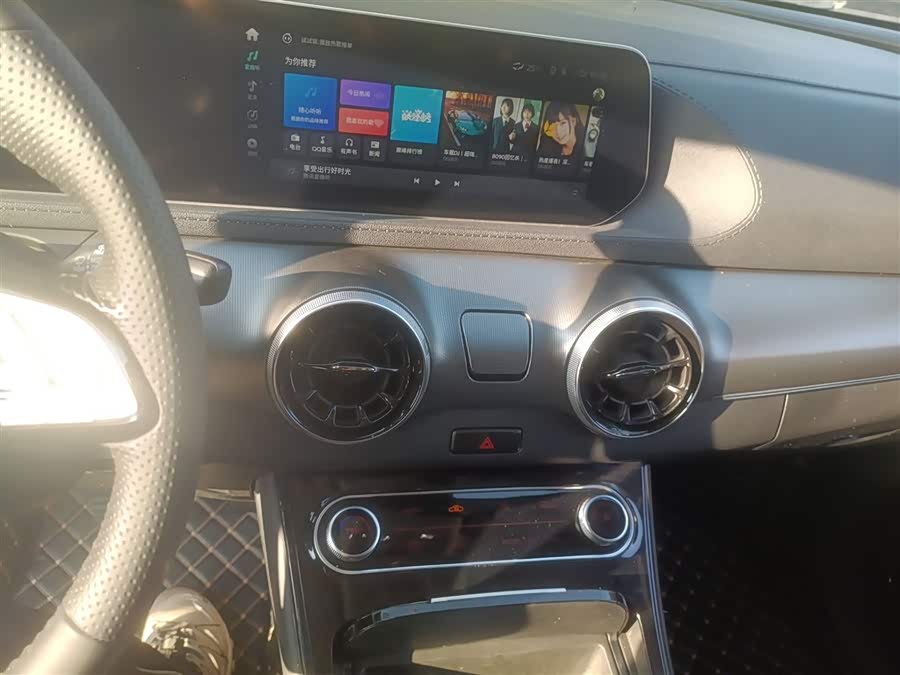 Forthing T5 EVO 2021 car image #14