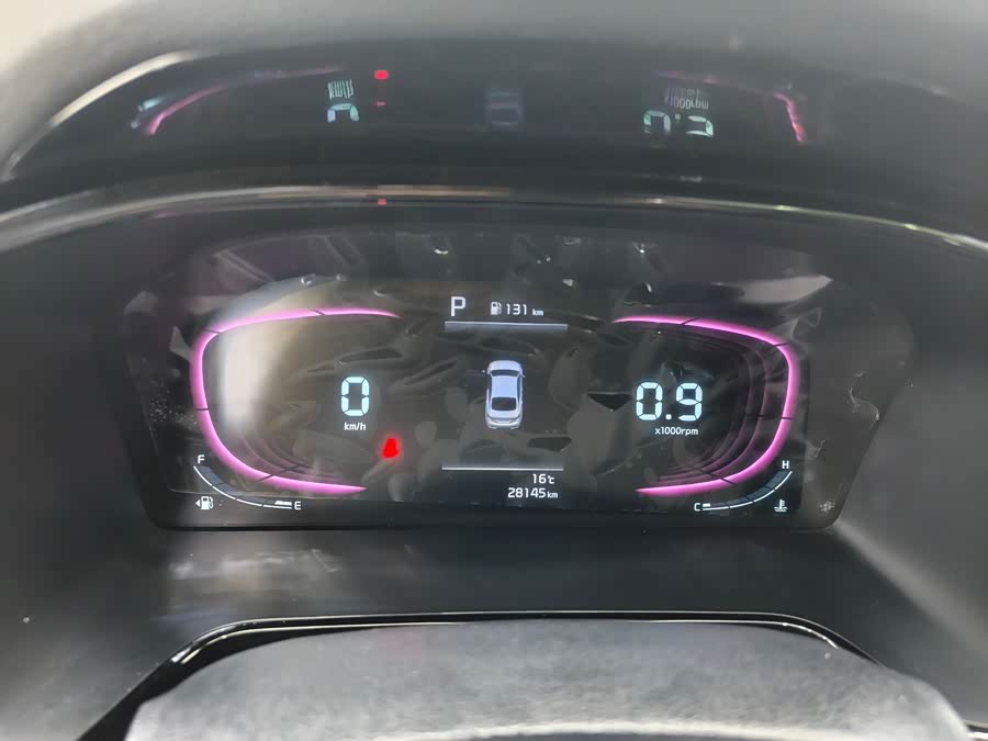 Kia K3 2023 car image #14